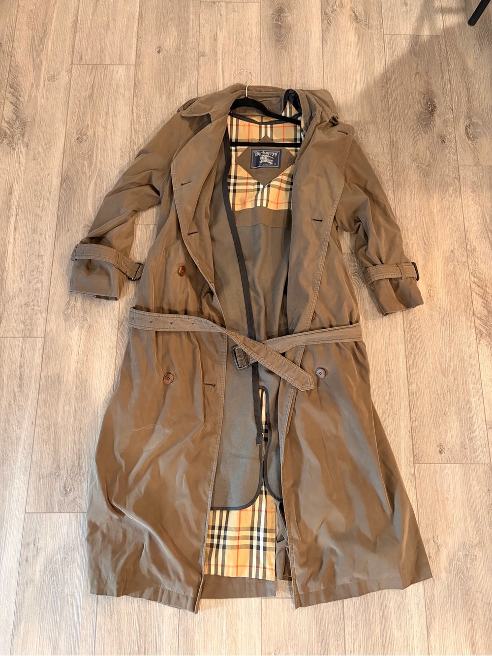 Classic Burberry’s Brown Trench Coat with Plaid Lining - Women's Jacket